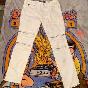 Guess All White Jeans With Zippers!